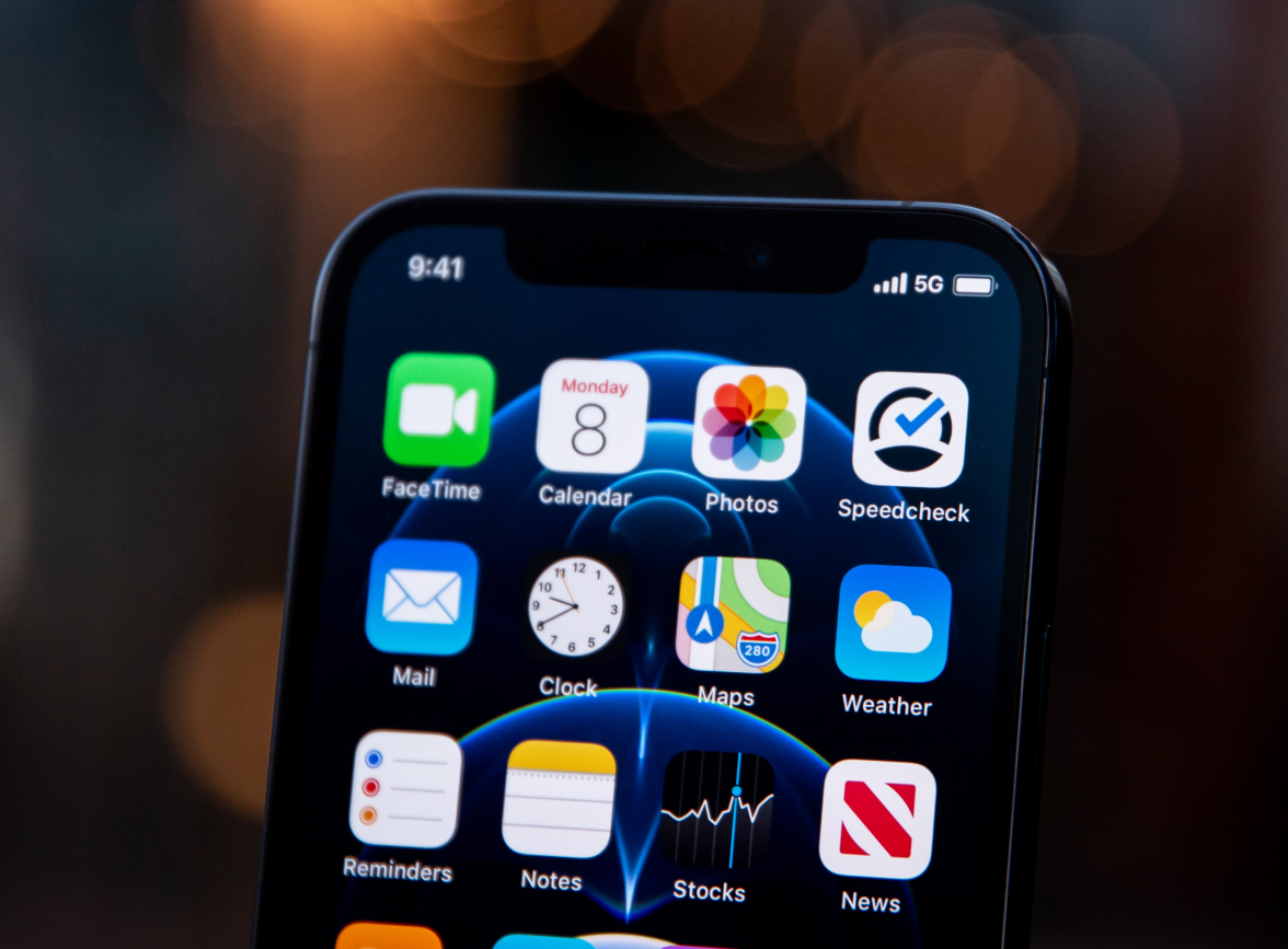 桂平苹果手机维修分享为什么 iPhone 12 在冬季会自动关机 