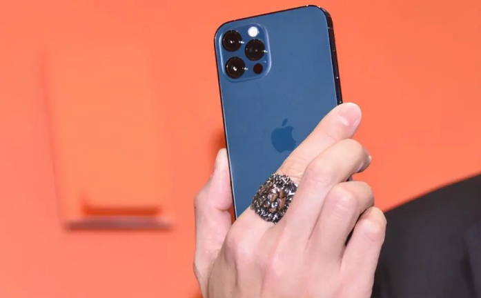 桂平苹果手机维修分享iPhone12系列重启方法教程 